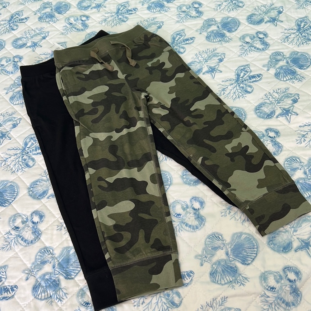 Baby Gap 2 Pack Pull on Jersey Knit Jogger Pants Size 5T or 5 years